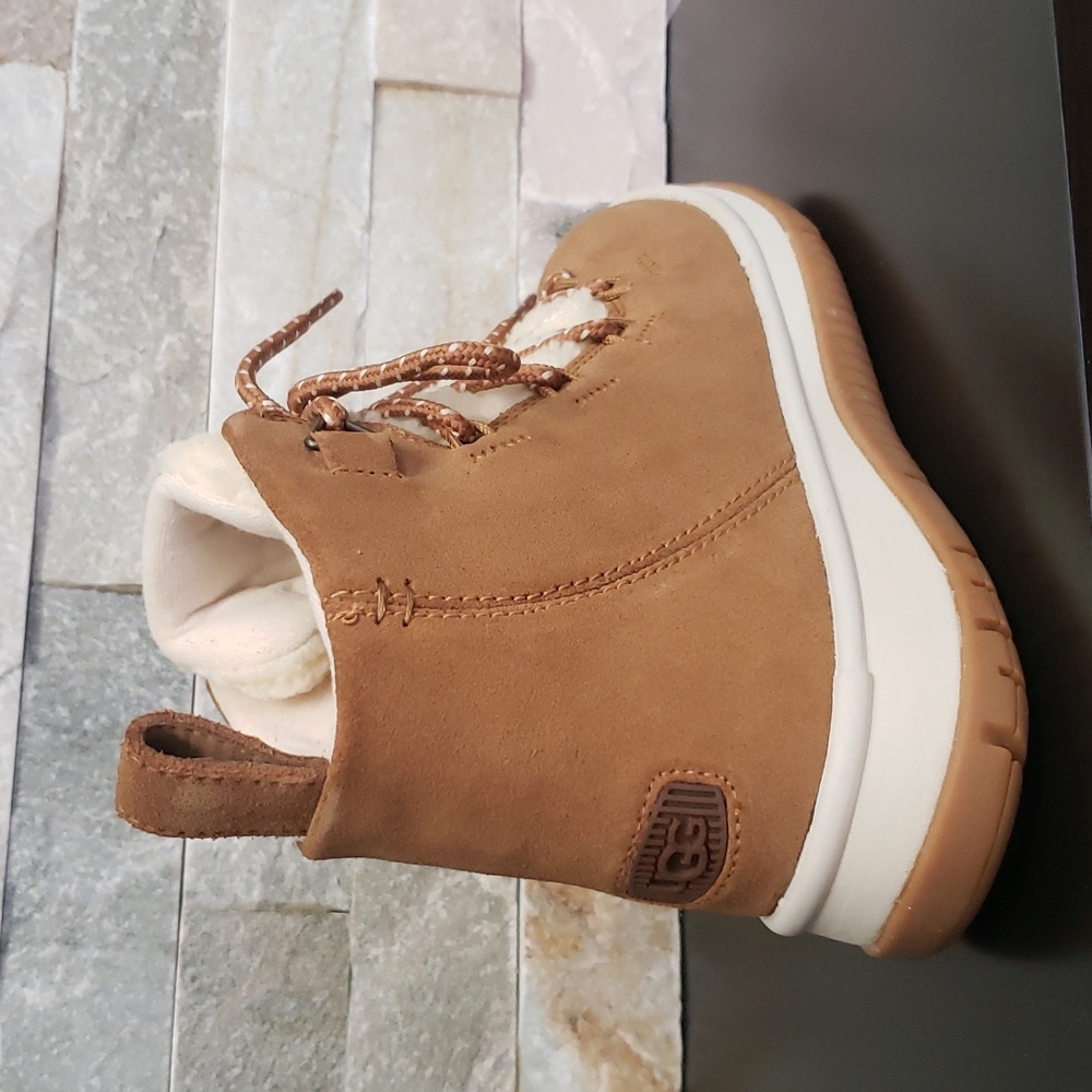 UGG Lakesider Heritage Mid Sneaker Boot - Picture 8 of 10